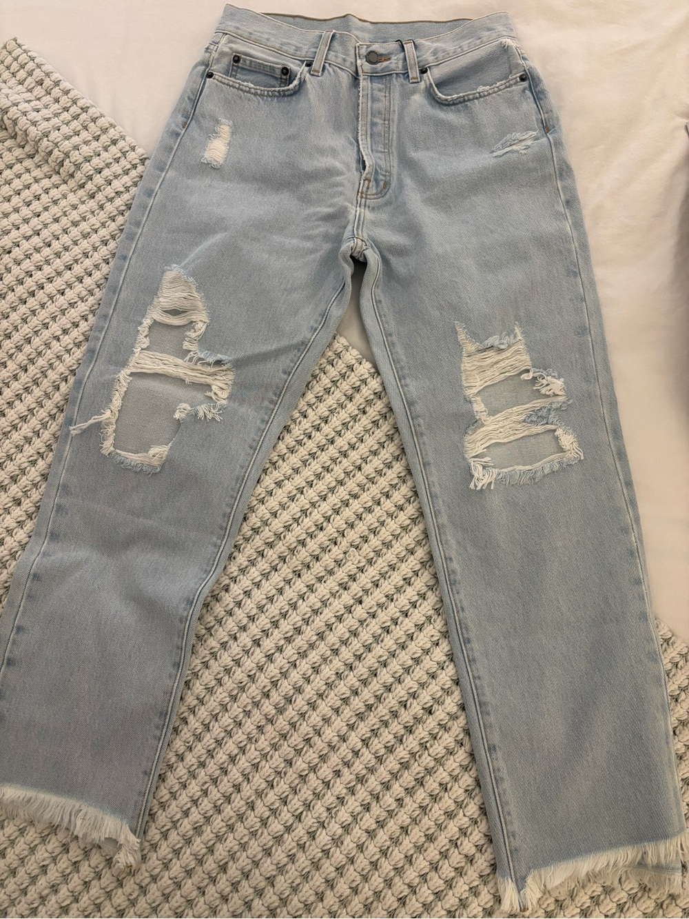 🖤 Carmar Denim Los Angeles Distressed Light Wash Jeans NWT